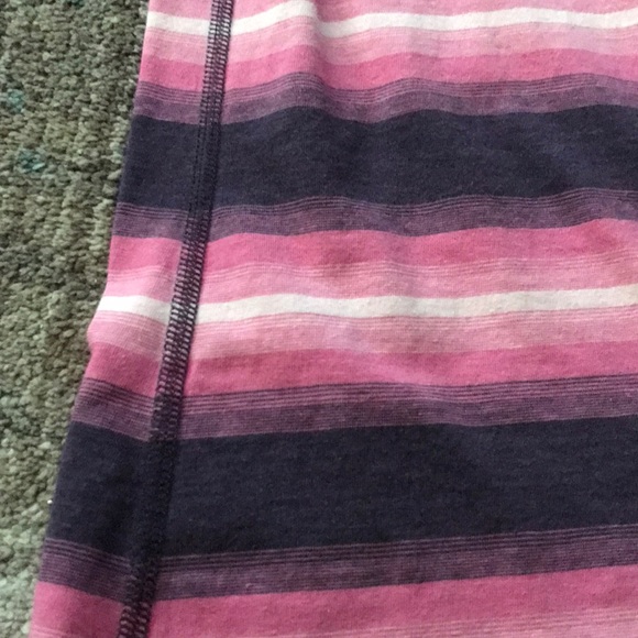 EUC Lululemon shirt - Picture 4 of 4